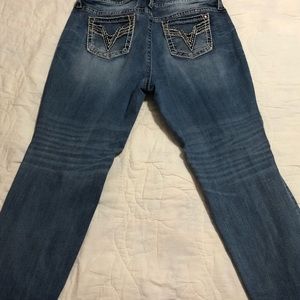 Vigoss Cropped Denim